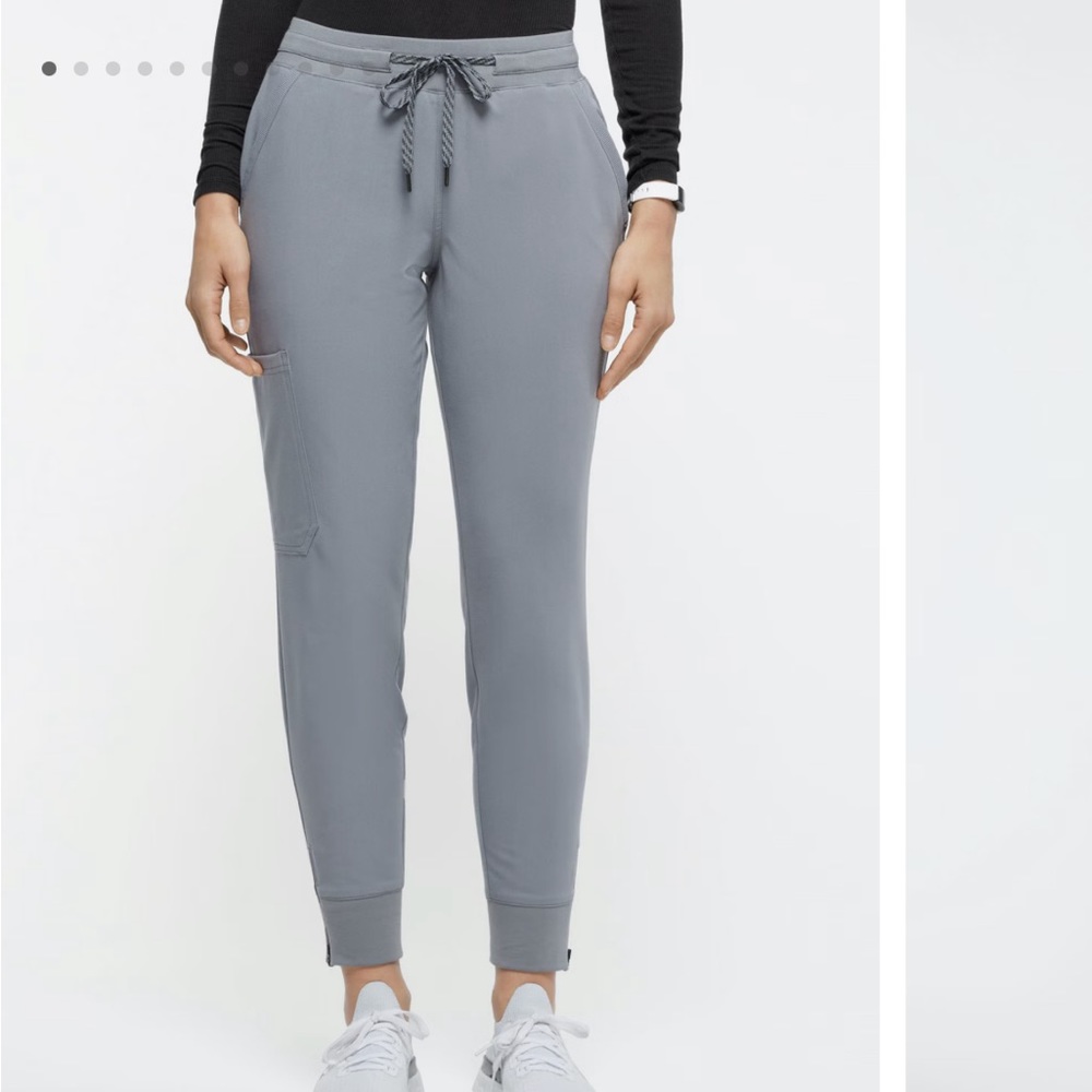 Jaanuu Scrubs- Gray set